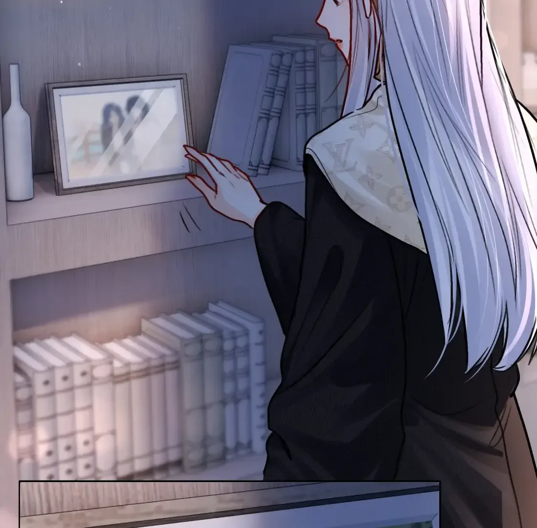 Surrendering To My Enemy's Cold Embrace Chapter 32 page 32